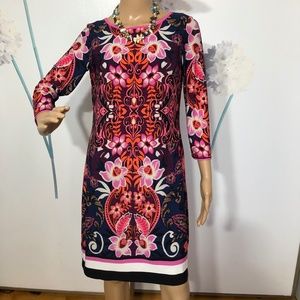 Cute midi dress with 3/4 sleeves